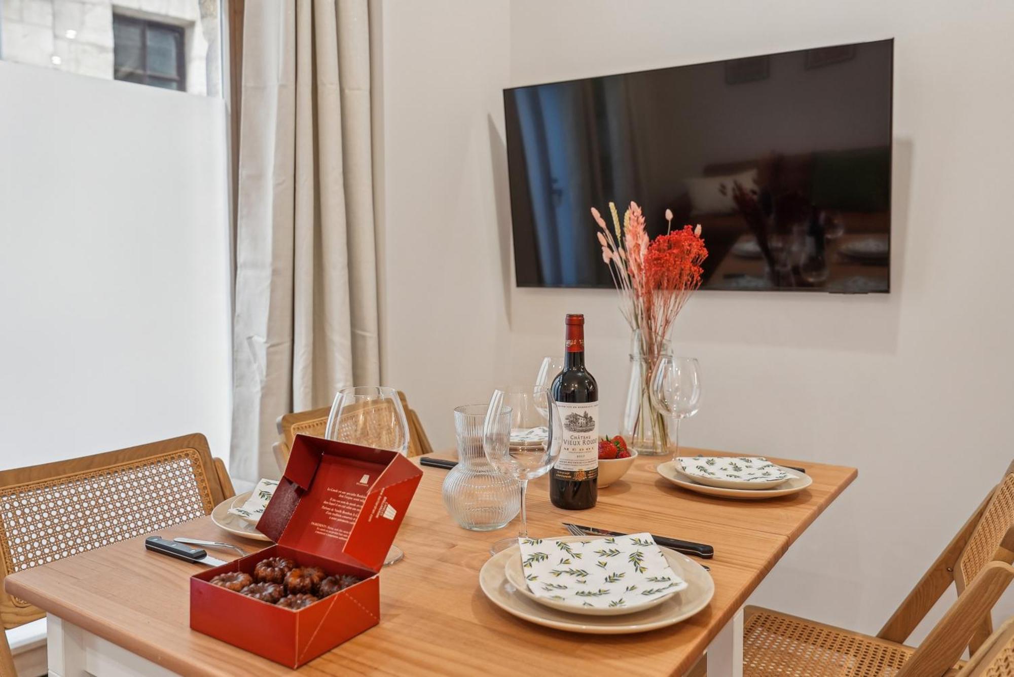 Lavie Maison Central & Hot Tub Μπορντό Εξωτερικό φωτογραφία