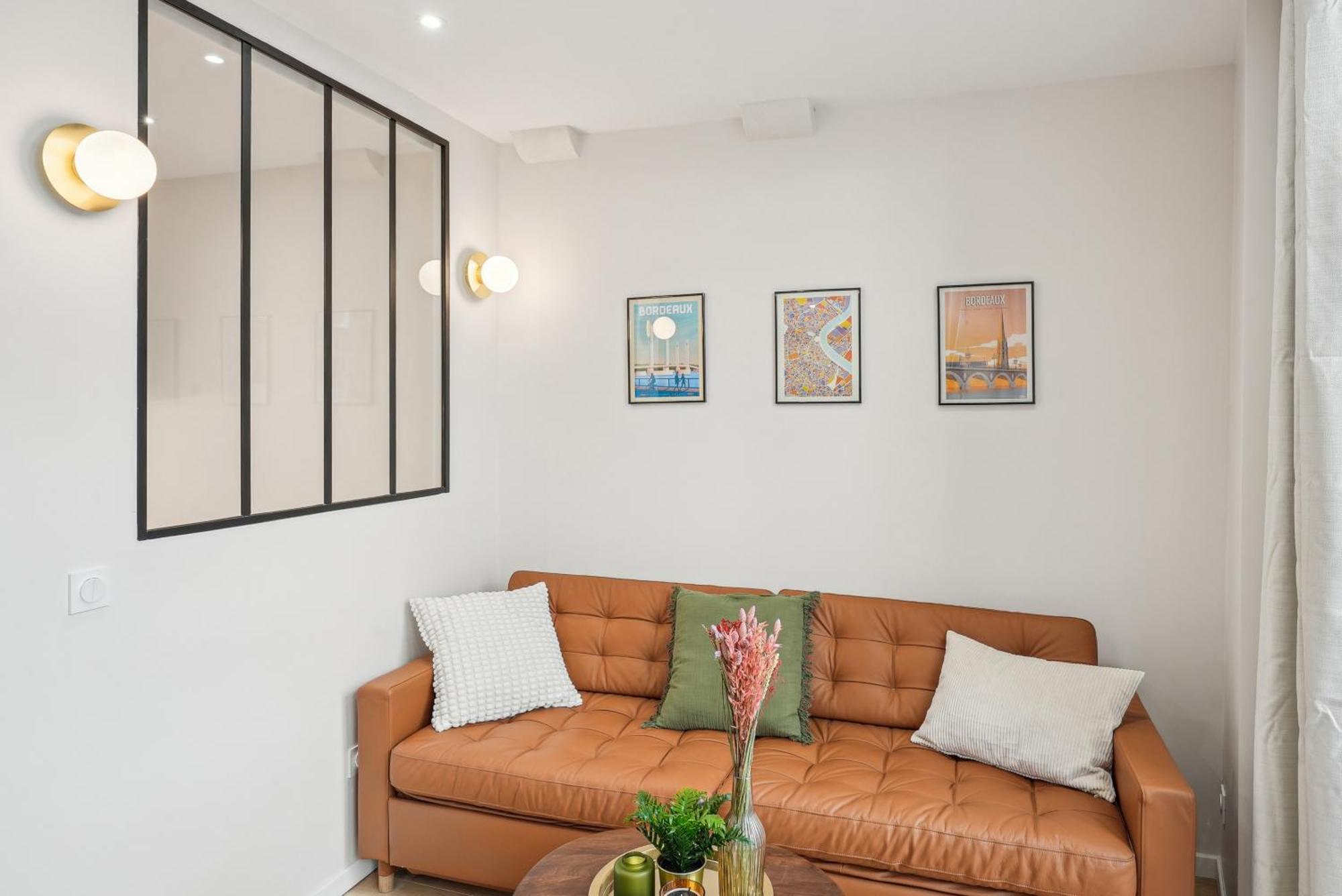 Lavie Maison Central & Hot Tub Μπορντό Εξωτερικό φωτογραφία
